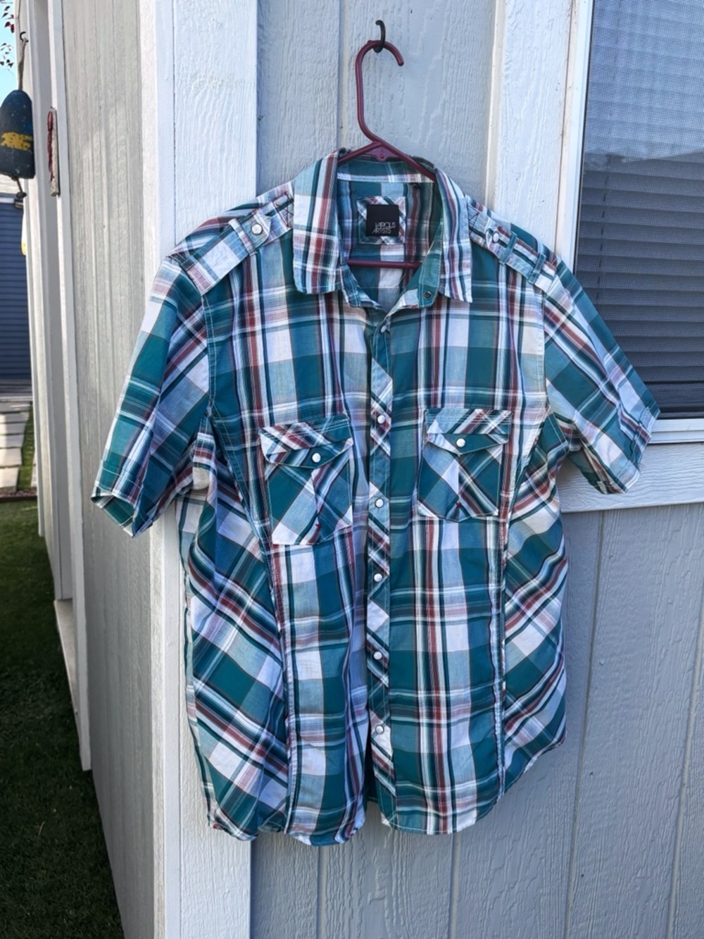 Teal and White Plaid Short-Sleeve Button-Down Shirt